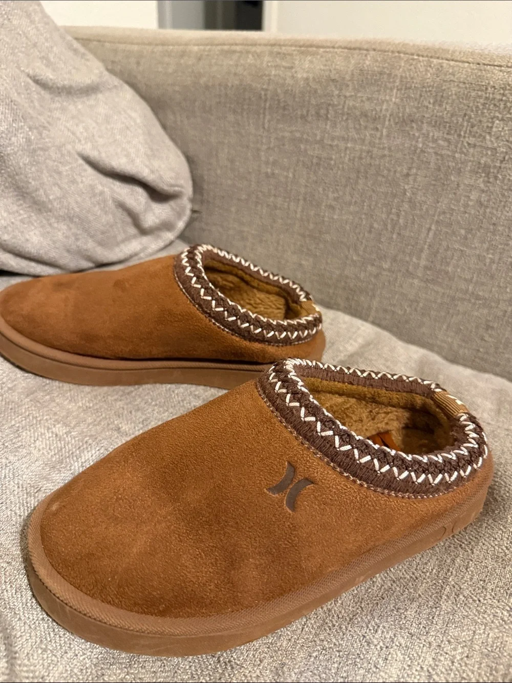 Girls Hurley ugg slippers